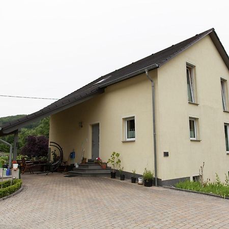 Apartment With Terrace And View Merschbach المظهر الخارجي الصورة